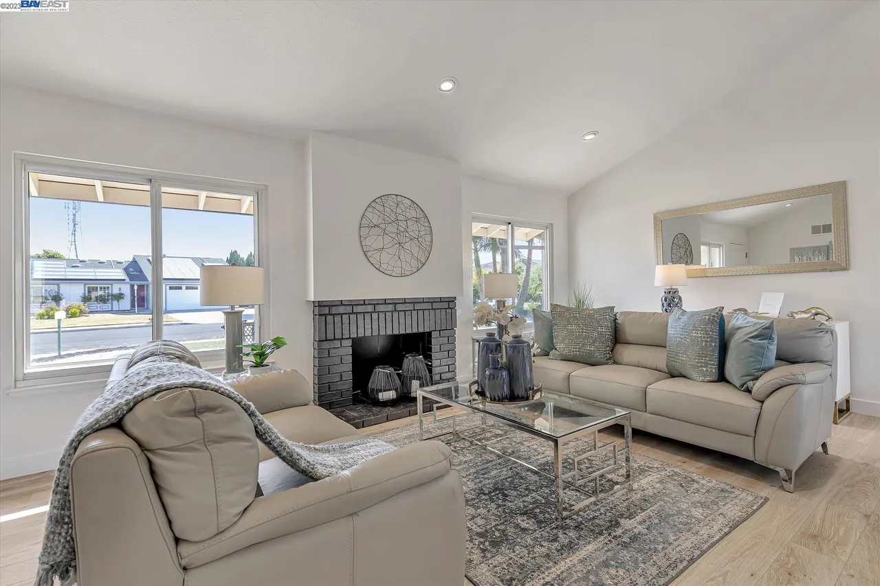 Behind the front door Atlanta - Atlanta Homes For Sale
